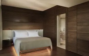 Premier Suite Sea View (4)