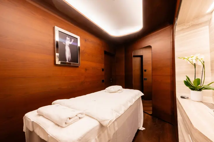 SPA Hotel ROMEO Roma ROMEO Roma 4 Massage Cabin Sisley 03