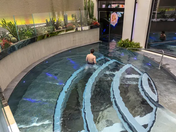 ROMEO Roma Il Cortile La Piscina