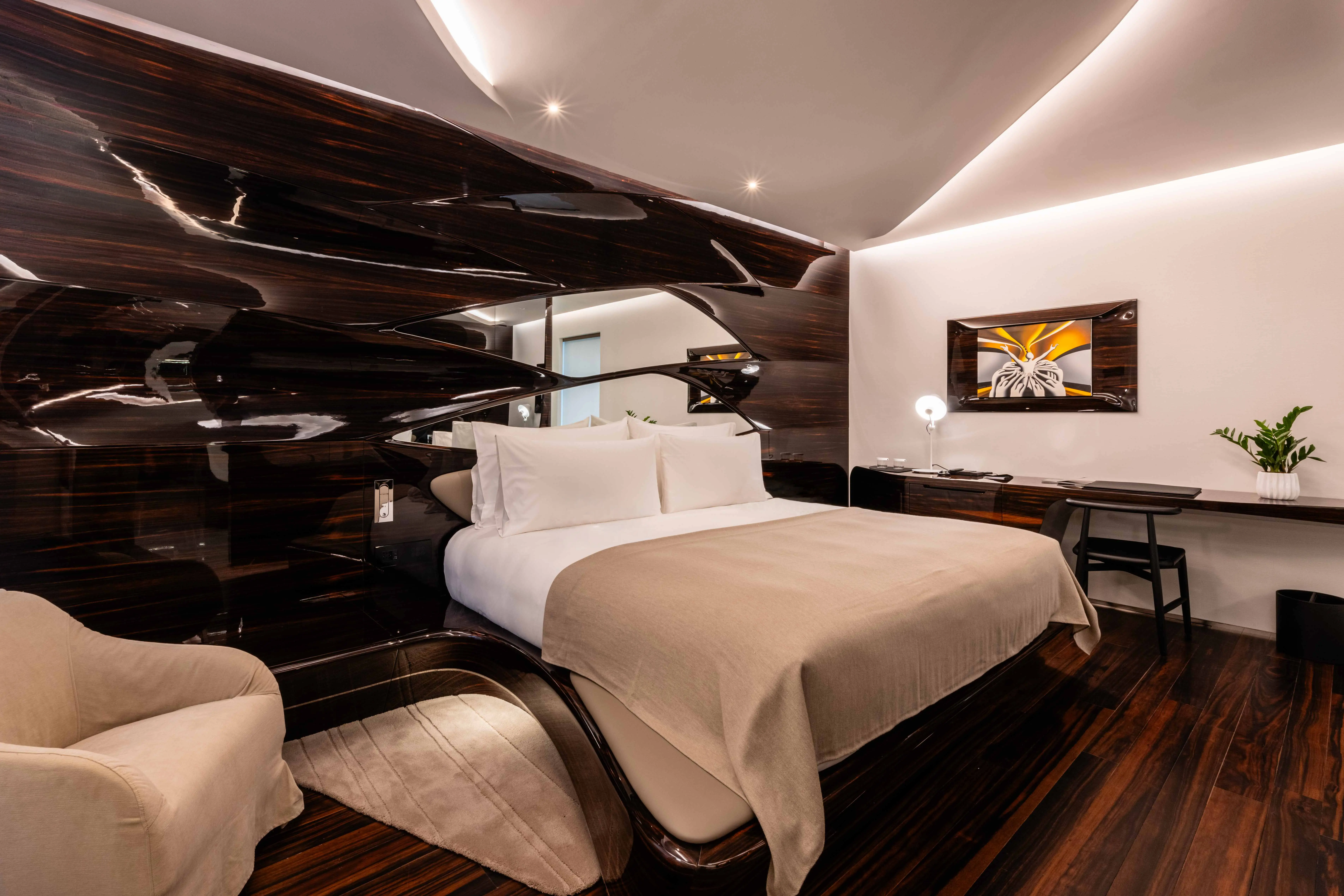 Hotel ROMEO Roma 12 Premier Suite 06 su Premier Suite