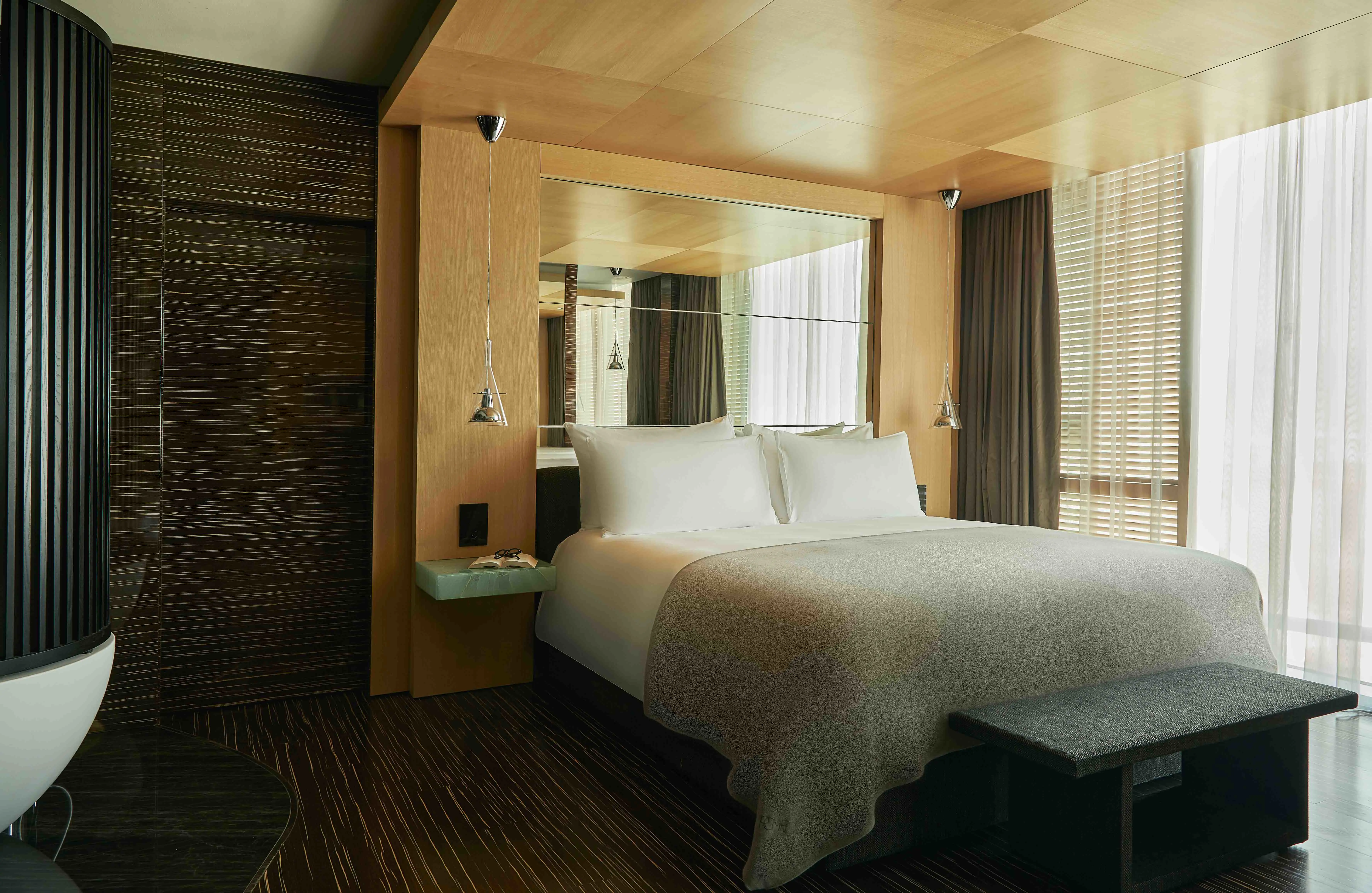 Deluxe Suite Harbour View_1